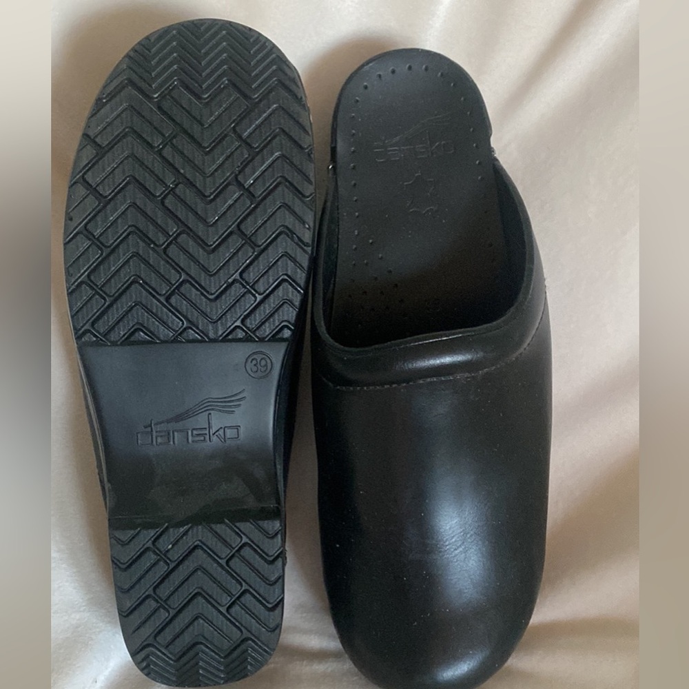 Womens clogs
